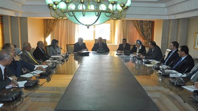 عبد الخالق يتفقد المستشفى العالمى بطنطا ويعقد اجتماعا مع مديري المستشفيات الجامعية 
