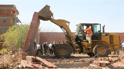 إزالة 33 حالة تعدى على أراضى زراعية خلال أسبوع بمحافظة أسيوط