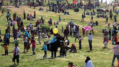 استعدادات اسيوط  لشم النسيم بحملات مكثفة على الاسواق ورحلات نيلية وعروض فنية بالحدائق والمتنزهات