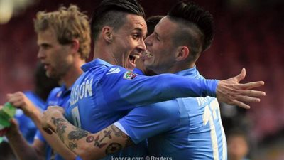 نابولى يقسو على فيرونتينا 