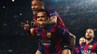 برشلونة يتسلى على البارسيين بثنائية