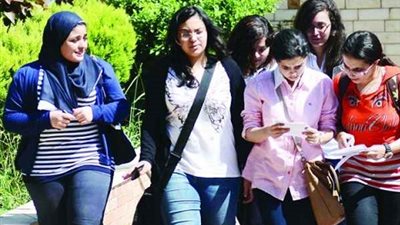 غدا..المراجعات النهائية لطلاب الصفين الأول والثانى الثانوى على موقع الوزارة