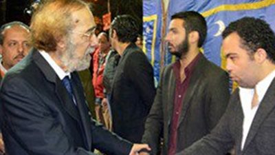 نجوم الفن في عزاء الفنان إبراهيم يسري