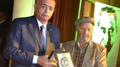 السويس تودع الأبنودي بحفل تابين شعبي