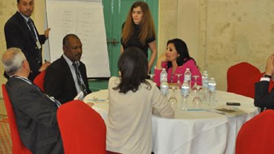 لليوم الثاني.. استمرار فعاليات ندوة مهارات الحوار بين الثقافات