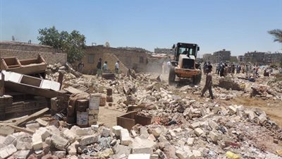 لليوم الثالث.. حملات لإزالة التعديات على املاك الدولة بالسويس