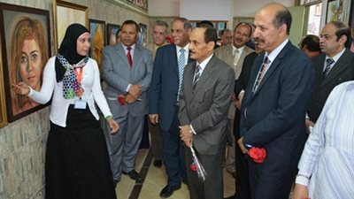 رئيس جامعة أسيوط يحتفل بالعيد السنوي لخريجي التربية الفنيه