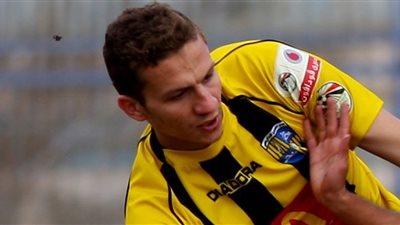 هل اقترب محمود عزت من النادى الاهلى ؟