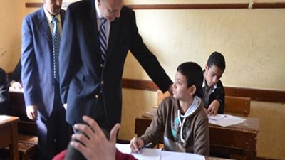 اليوم ..49 ألفا و747 طالبا يؤدون امتحانات الشهادة الاعدادية بمحافظة قنا