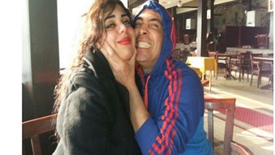 القبض علي سعد الصغير لاتهامه باقتحام شقة شمس ..الراقصة والطبال في النيابة