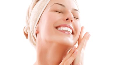 كيف تعالجي  الرؤوس البيضاء قبل تحولها الى بثور مزعجة