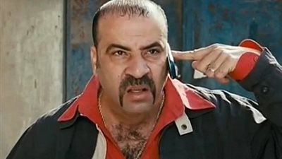 كواليس خلافات الفنان محمد سعد مع اشقاؤه