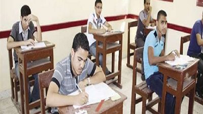 لليوم الثاني.. 28 ألف طالب يؤدون امتحانات الدبلومات الفنية  في 92 لجنة بالغربية.. والأمن يشارك في تأمين اللجان