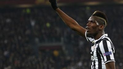 صورة .. بوجبا يقترب من برشلونة