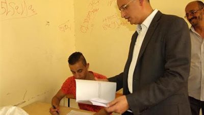 وزير التعليم الفني نواجه الطقس السيئ بإجراءات عاجلة داخل لجان الدبلومات