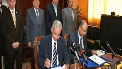 محافظ السويس : حصر جميع المساحات وبيانات أملاك الدولة