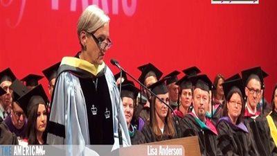 الجامعة الامريكية بباريس تمنح 