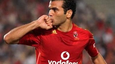 فيديو .. لماذا احتفل عماد متعب مع رجل الاسعاف