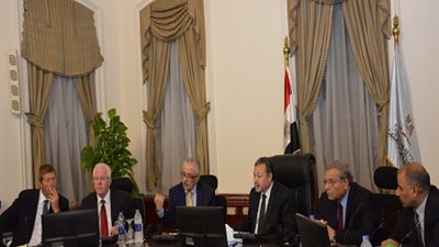 التعليم  تدريب 10 آلاف معلم وفقا للمعايير الدولية بالتعاون مع المجلس الاستشارى لشئون التعليم