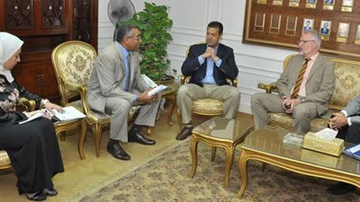 محافظ أسيوط : مجمع التعليم التكنولوجى يقدم خدمات  تعليمية وتدريبية لابناء المحافظة