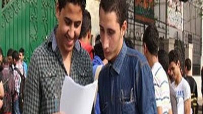 سعادة طلاب الوادي الجديد بامتحان اللغة العربية و انتظام جميع اللجان