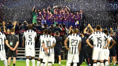 صورة وفيديو .. عندما تتجسد الروح الرياضية على استاد برلين