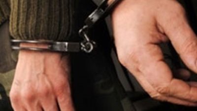 القبض علي طالب يتاجر في 200 زجاجه بيره بأسيوط