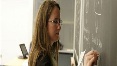 ننشر تفاصيل  مشروع تطوير معلم المرحلة الابتدائية قبل اقراره رسميا