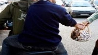 مجهولون يسرقون حقيبة معاونة لجنة امتحانات الثانوية العامة بدمياط