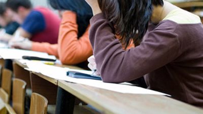 هل تقضي وزارة التربية والتعليم علي 