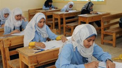 ننشر.. تقرير اللجنة الفنية لواضعى أسئلة امتحان  اللغة الألمانية بالثانوية العامة