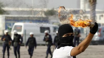 مسيرة إخوانية تعطل المروربالمهندسين وتشعل زجاجات المولوتوف