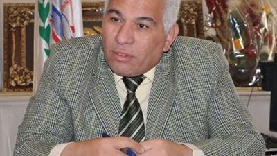 سعد: الانتهاء من تصحيح امتحانات الثانوية نهاية الأسبوع.. والكيماء والتاريخ أبرز المواد المتبقية

