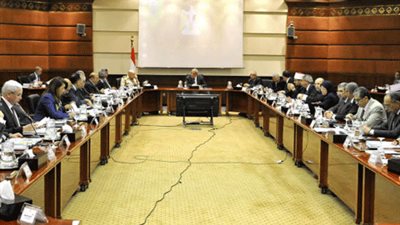 محلب يستعرض الخطة المرورية لعيد الفطر و يقرر الغاء اجازة رجال المرور