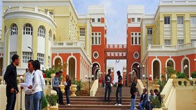 فريد خميس:6 منح دراسية والف جنيه مرتب شهري لاوائل الثانوية الملتحقين بالجامعة البريطانية