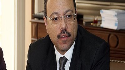 المالية : حظر الجهات الداخلة في الموازنة باصدار قرارات لزيادة الحوافز والمكافآت الا بقرار من الوزراء