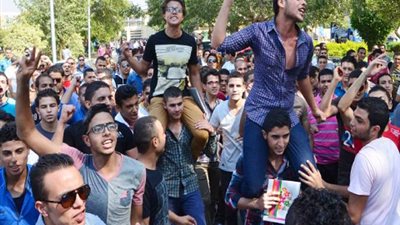 غدا.. طلاب الثانوية الازهرية يرفعون راية العصيان امام المشيخة ويطالبون بإعادة التصحيح وإقالة