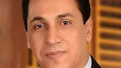 محافظ الشرقية يخاطب التنظيم والإدارة لتثبيت 14 ألف معلم