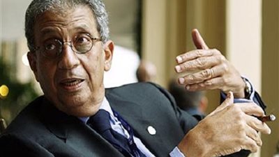 عمرو موسي : سلبيات العملية التعليمية وراء  الفوضي والاضرابات في بعض الدول العربية