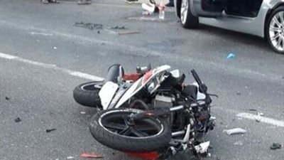 مصرع طالب في حادث اصطدام دراجة نارية بعمود إنارة بالمنوفية   

