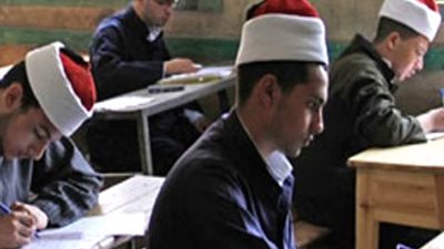 اليوم ..امتحانات