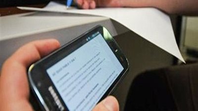 التعليم: ضبط حالة غش بالمحمول في امتحانات الثانوية العامة.. اليوم