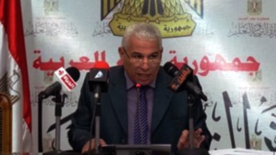 التعليم : 8 حالات غش بالمحمول في امتحانات اليوم