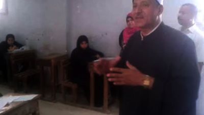 رئيس منطقة الجيزة الأزهرية يتفقد لجان امتحانات الشهادة الثانوية 