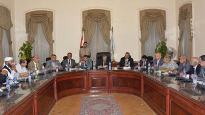 الرافعي: تشكيل لجنة لاختيار القيادات الوسطى وجوائز لأفضل 3 مديرين في كل محافظة