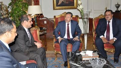 التعليم: تزويد إحدى المدارس بالطاقة الشمسية بالتعاون مع مجموعة الخرافي