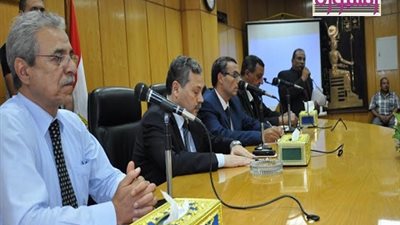 الرافعي يكشف عن خطة العام الدراسي الجديد ويتصل هاتفيا بوزير المالية لحل مشكلة ترقيات المعلمين