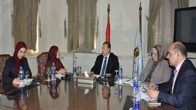 التعليم: إنشاء مطابخ مركزية لإعداد وجبات التغذية المدرسية للطلاب