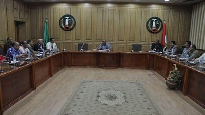 رئيس جامعة بني سويف: استخدام الكروت الممغنطة في الدخول للجامعة
