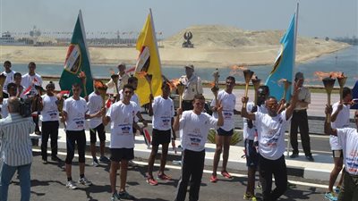 انطلاق شعلة بطولة الجمهورية للشركات من شرق قناة السويس  
